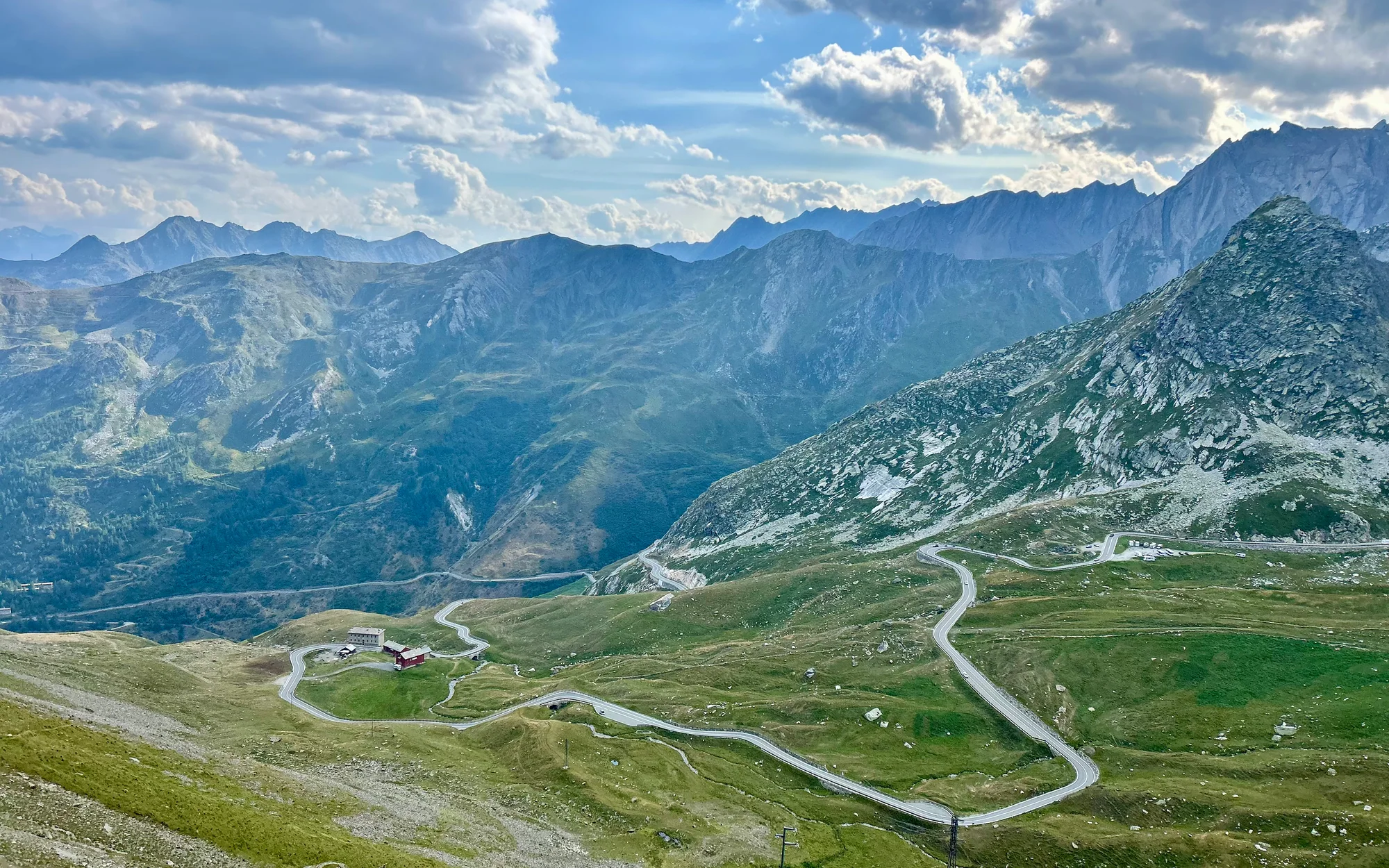 Col du Grand Saint Bernard / Grosser Sankt Bernhard auf der Simplon · Großer Sankt Bernhard
