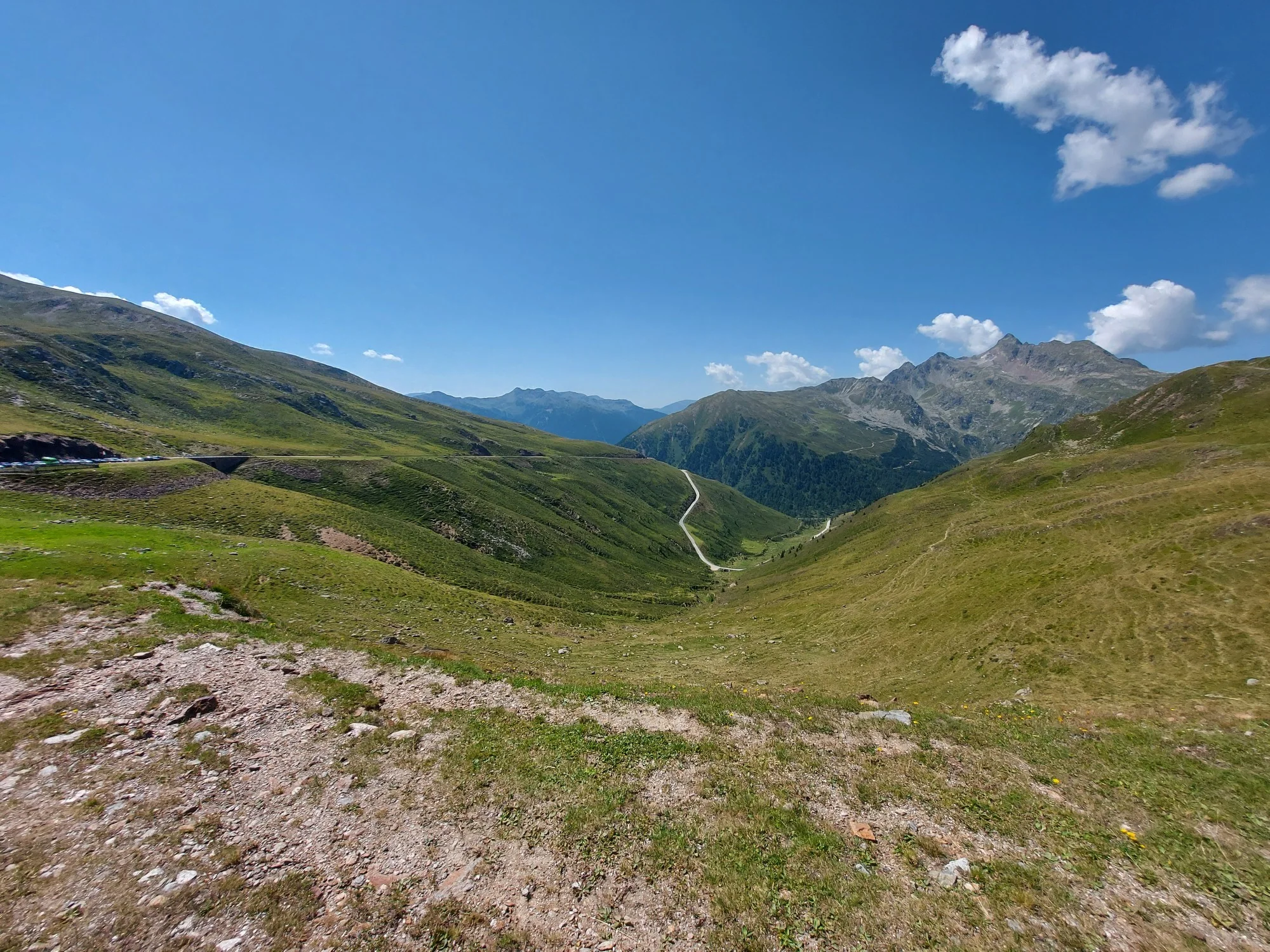 Südrampe des Penserjochs oberhalb von Bozen