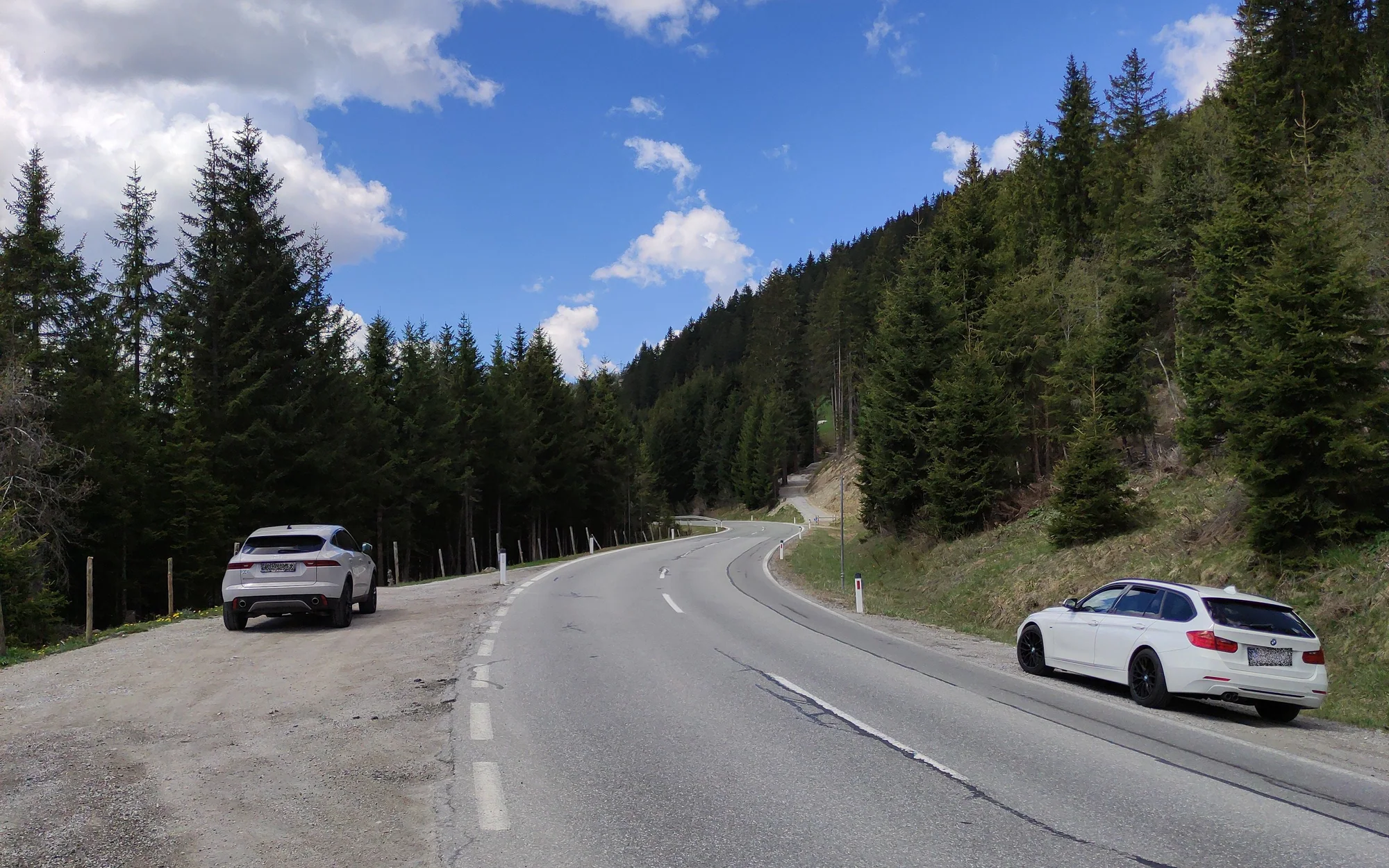 Blick vom Gerlospass entlang der Straße Richtung Zell am Ziller