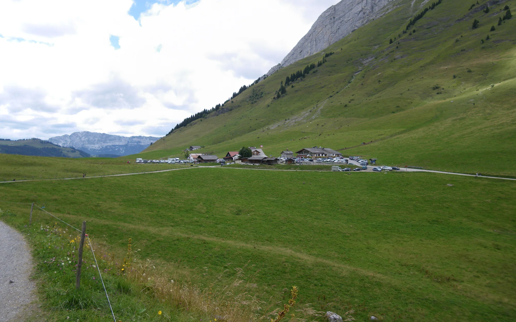 Col des Aravis auf der Route des Grandes Alpes