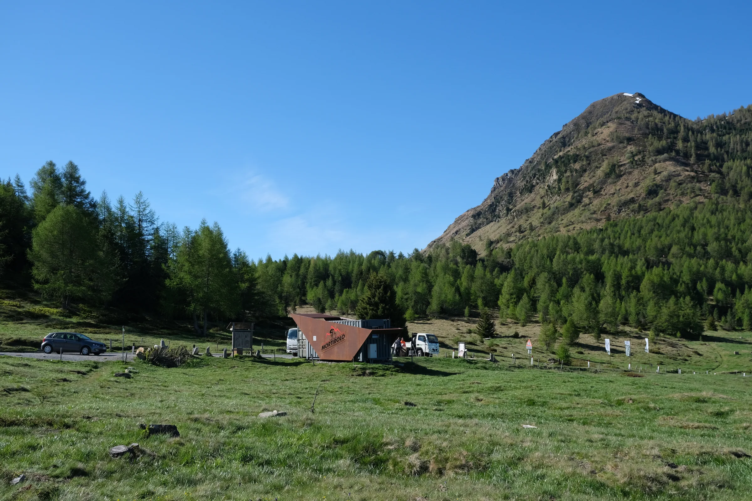 Schmale Bergstraße am Passo Mortirolo